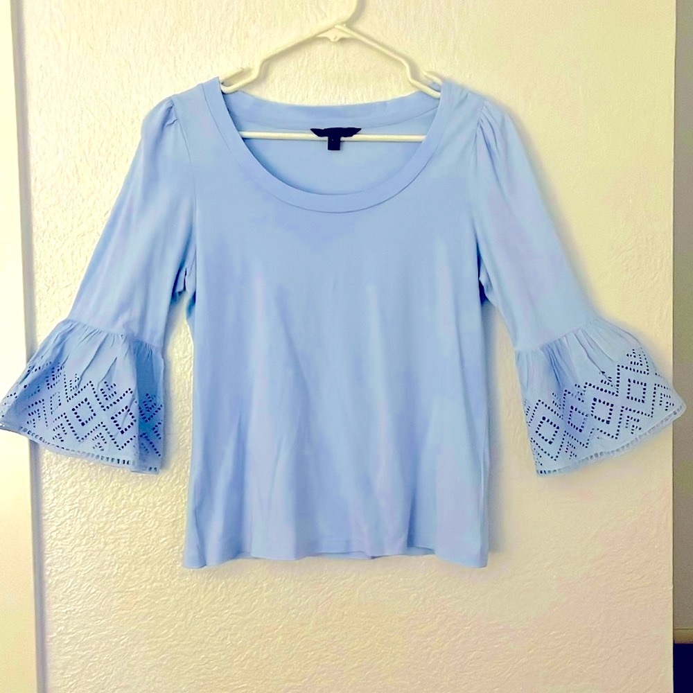 Banana Republic scoop neck blouse. Size XS. Sky blue
